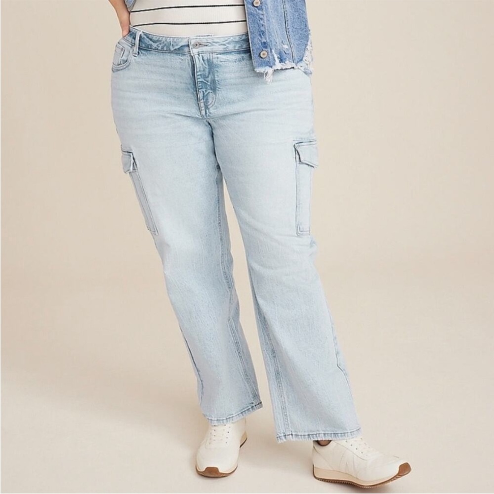 Edgely Relaxed Boyfriend Straight Original Fit Mid Rise Cargo Jean Plus 20W x 30